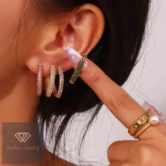 Pendientes de Perla Cristal en Forma de V-Sasha´s Jewelry